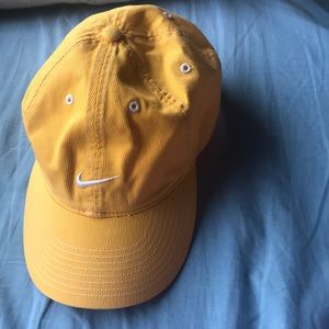 NIKE HAT